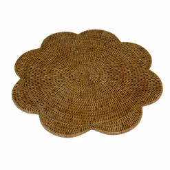 Caspari Rattan Trays And Accessories|Placemats|Rattan Scalloped Round Placemat in Natural - 1 Placemat